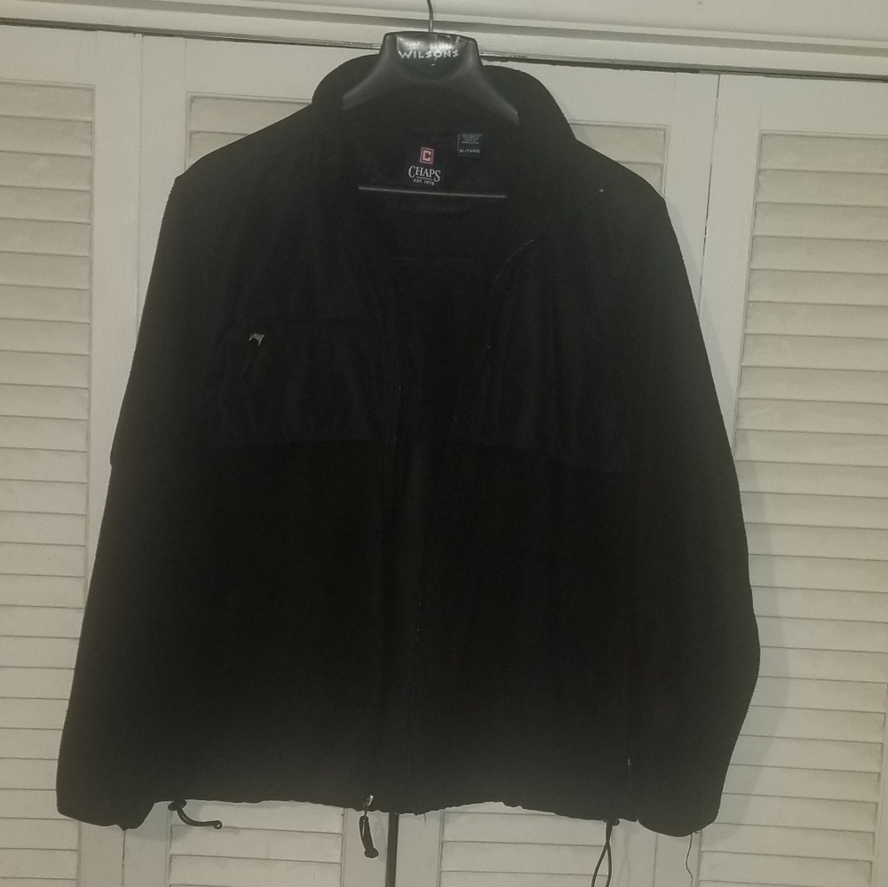 CHAPS black fleece jacket